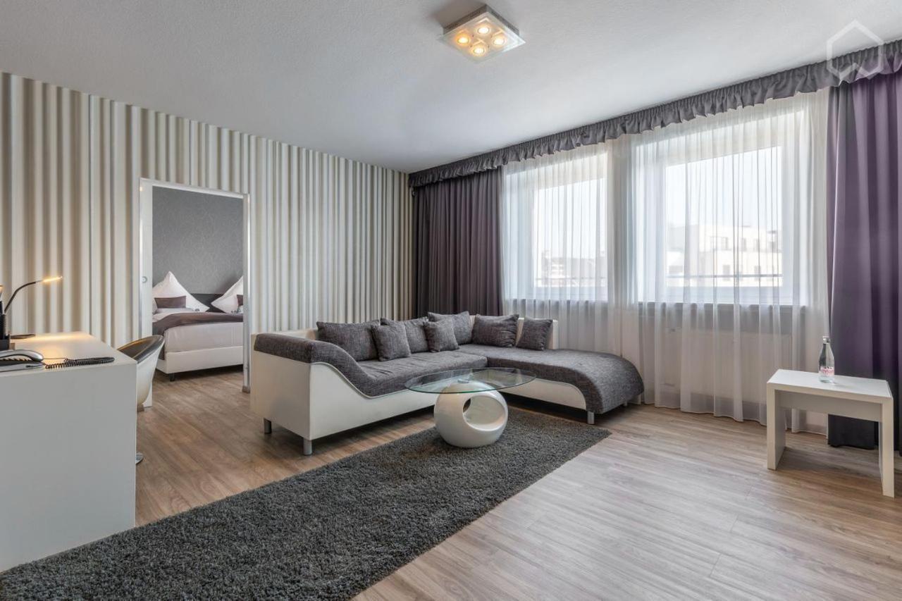 Boardinghouse Apartment